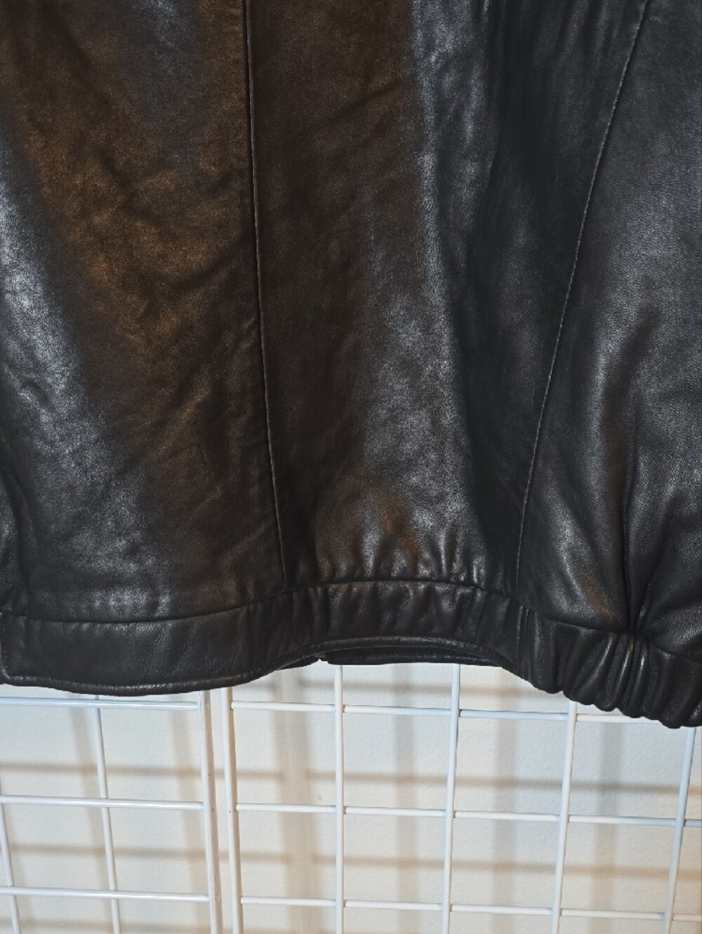 Kirkland Men's Signature Black Leather Bomber Jacket Size XL - Picture 10 of 16